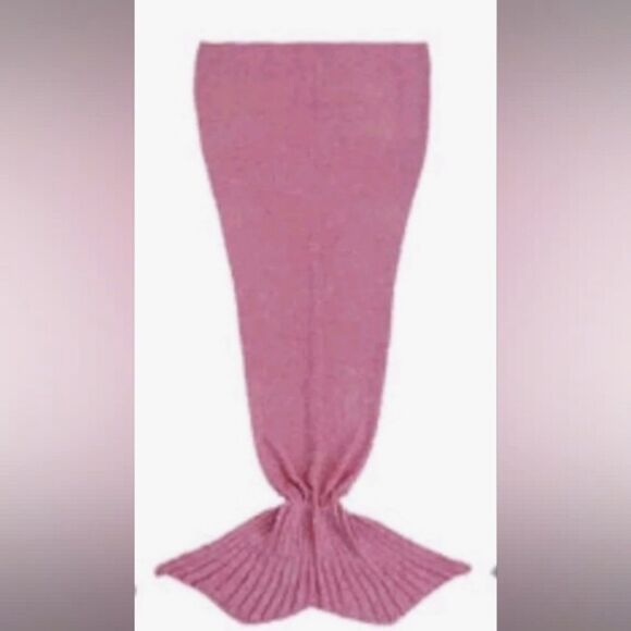 NEW Cozy Adult Teen Size Soft Knit Mermaid Tail Throw Blanket Light Pink 78x39" - Picture 2 of 3